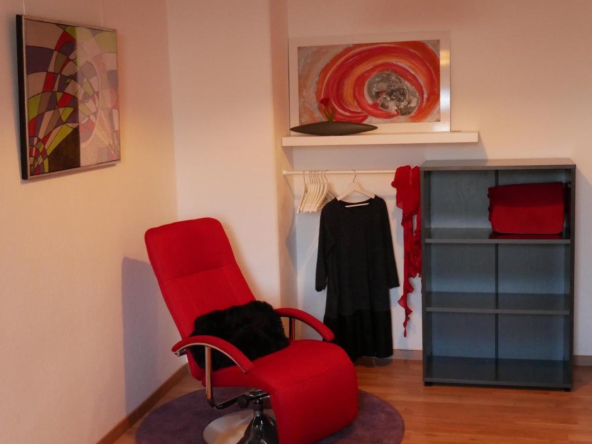 Ferienwohnungen In Der Kunstgalerie Charlie Und Jenny Chemnitz Eksteriør billede